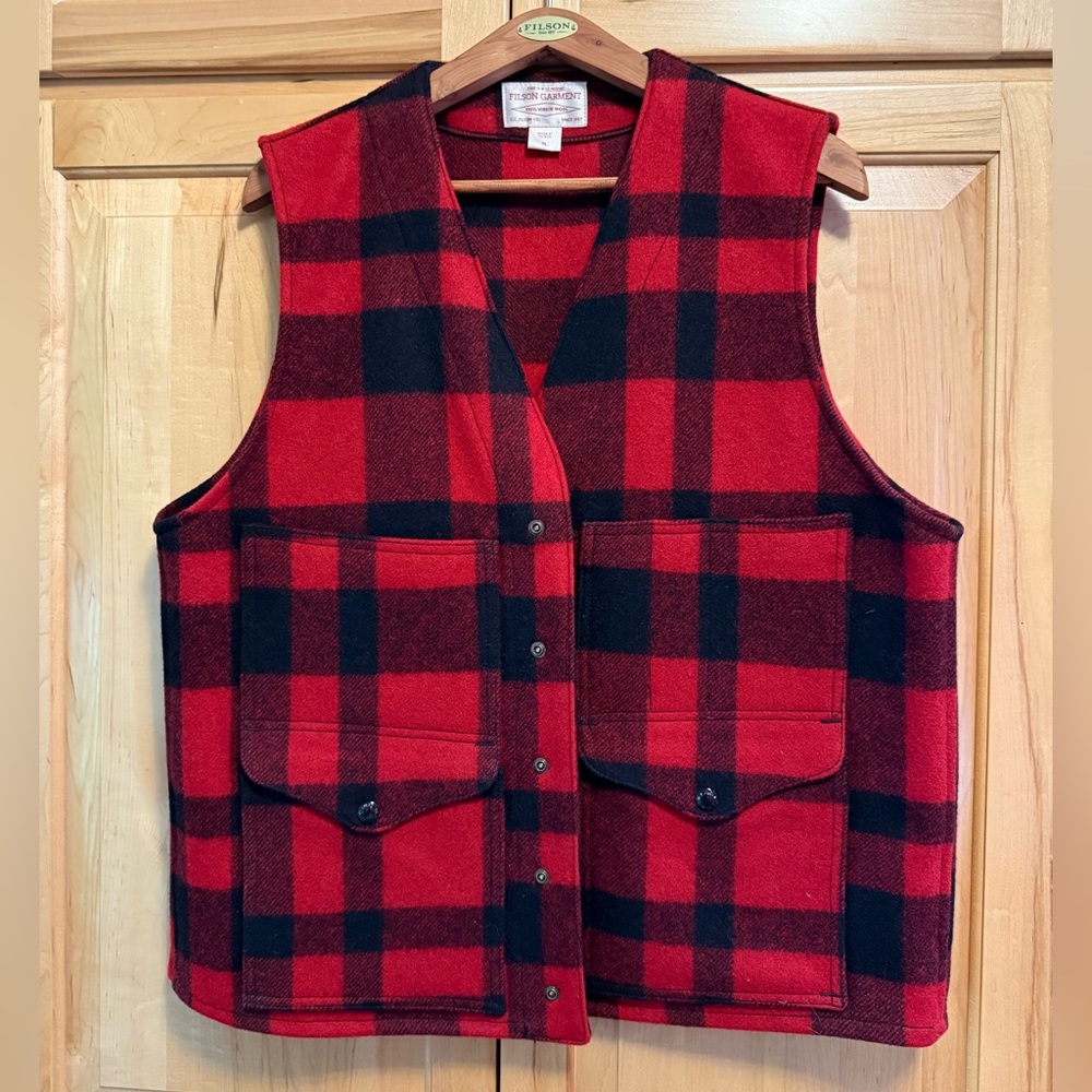 Men’s Filson Wool vest